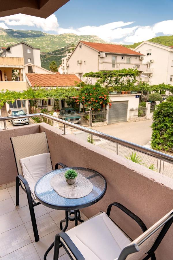 Guest House Jasna Budva Exterior foto