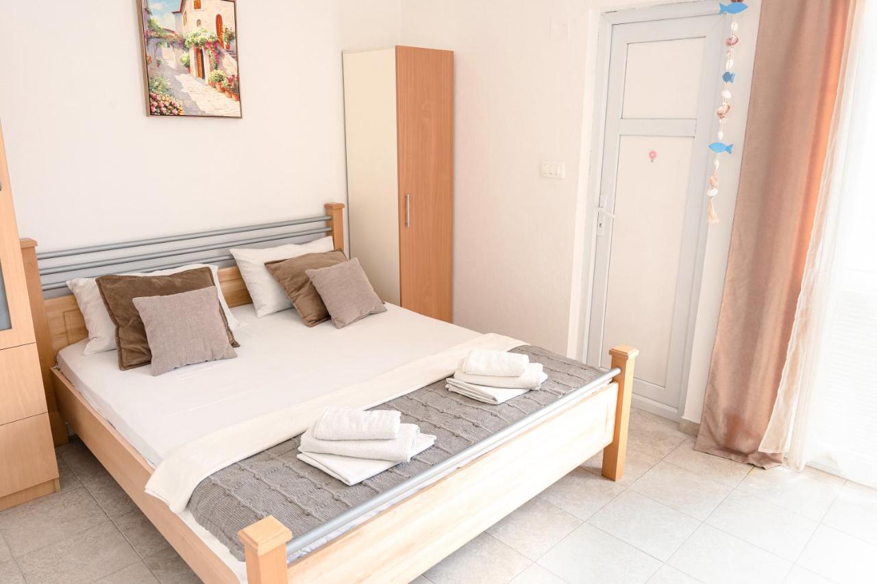 Guest House Jasna Budva Exterior foto