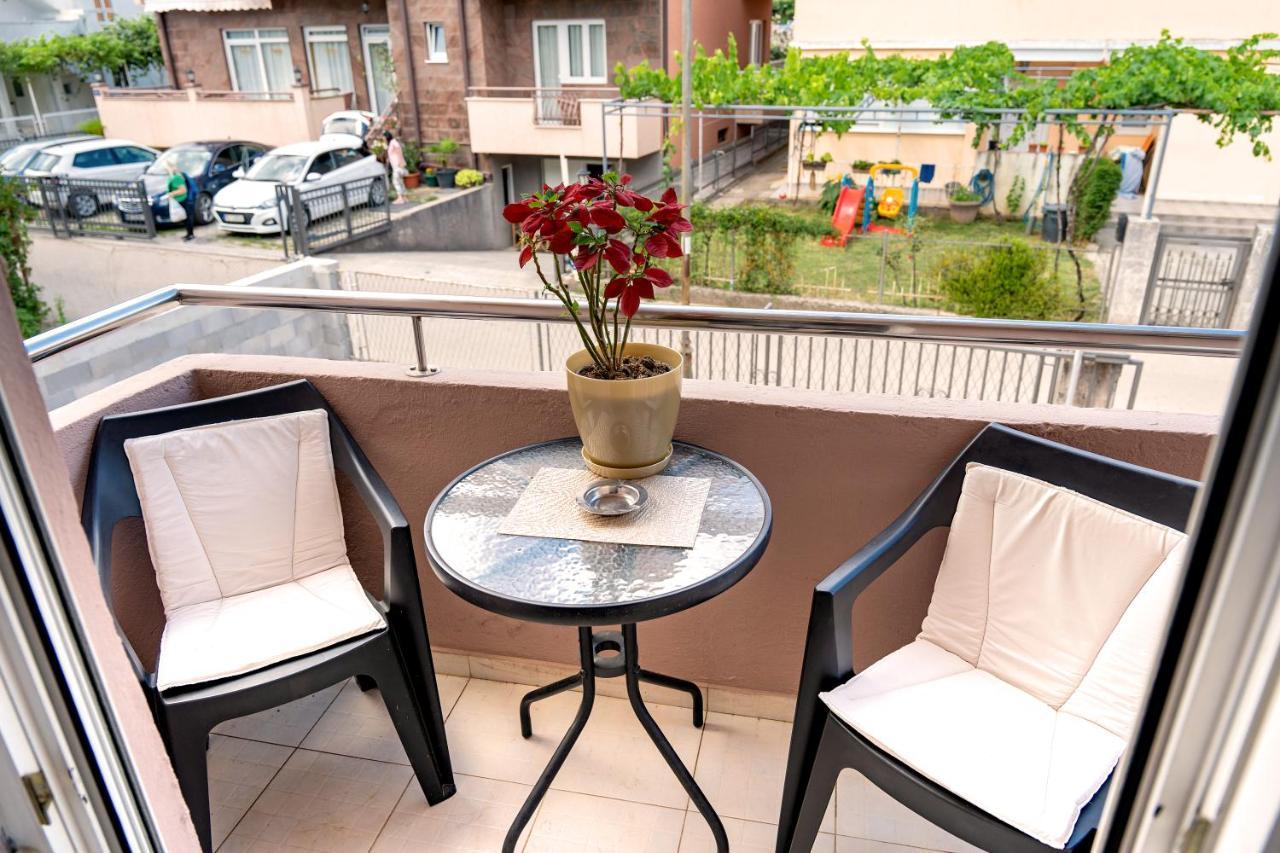 Guest House Jasna Budva Exterior foto