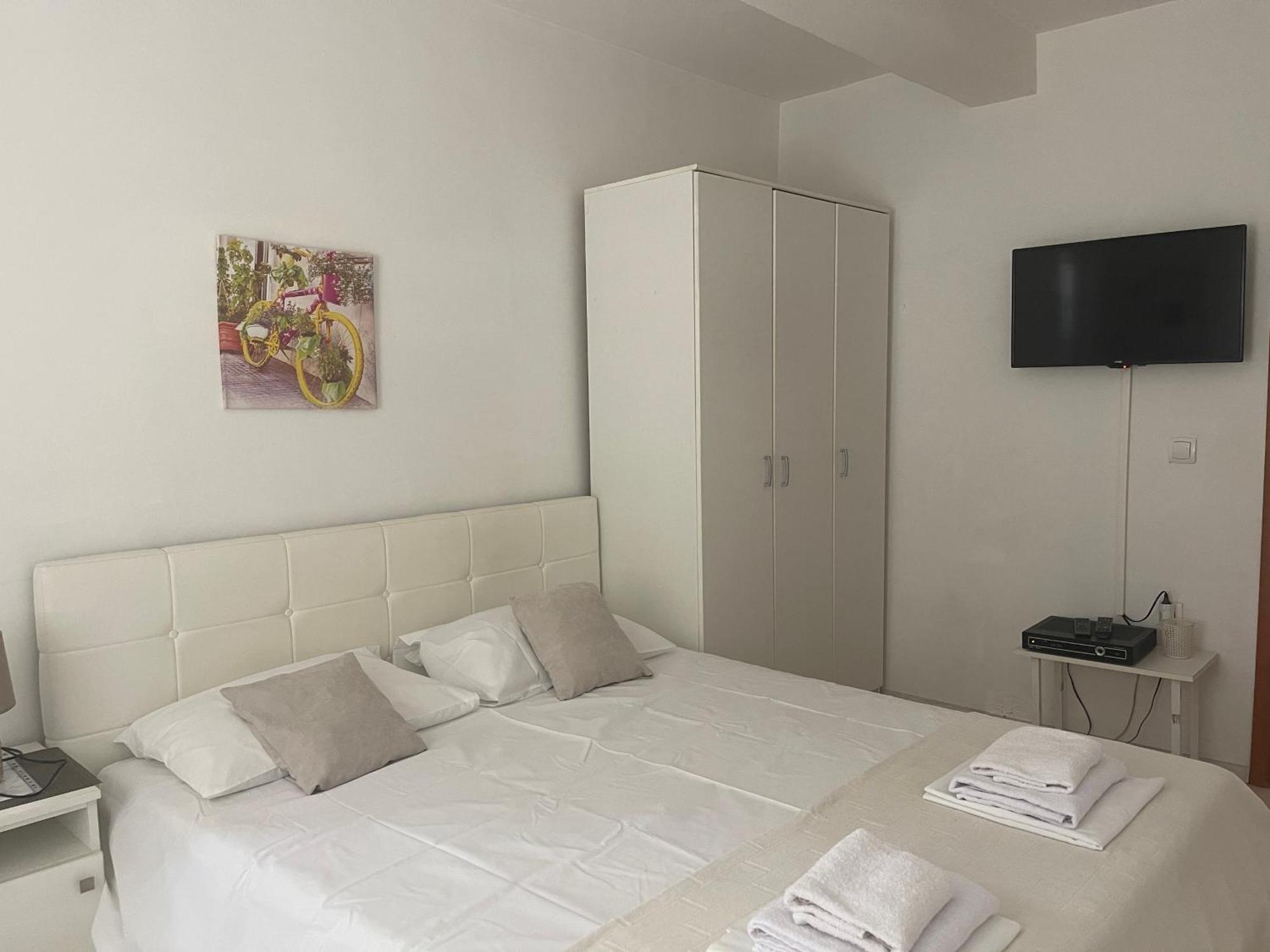 Guest House Jasna Budva Exterior foto